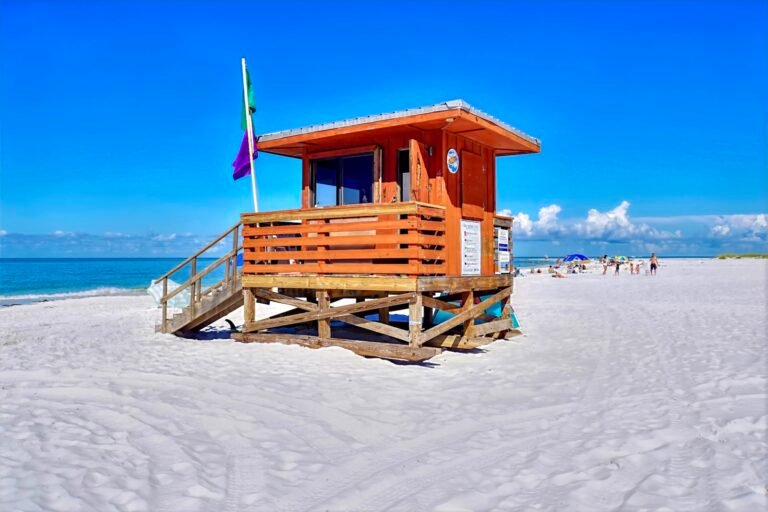 iconic lifeguard stand at Lido Beach Florida