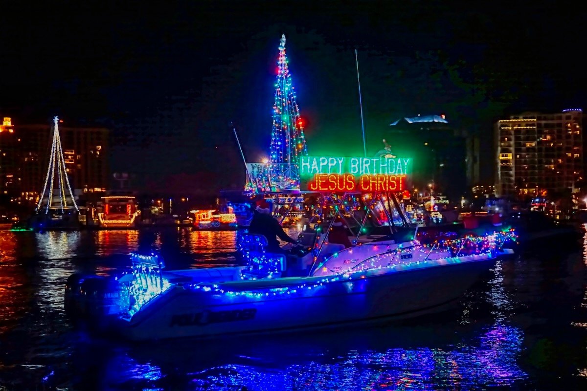 christmas boat parade