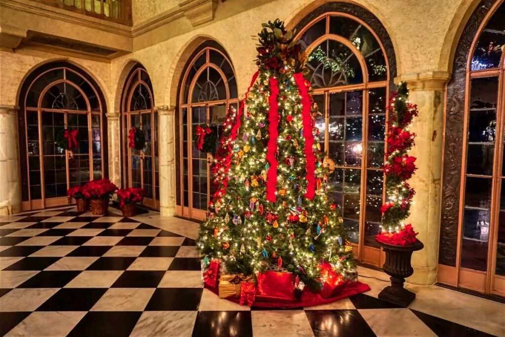 The Ringling Christmas