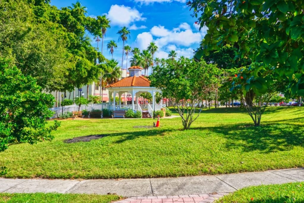 venice centennial park
