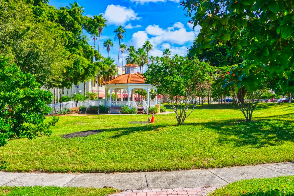 venice centennial park