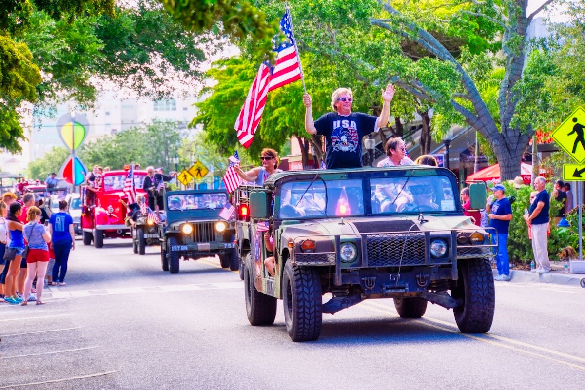 sarasota memorial day parade