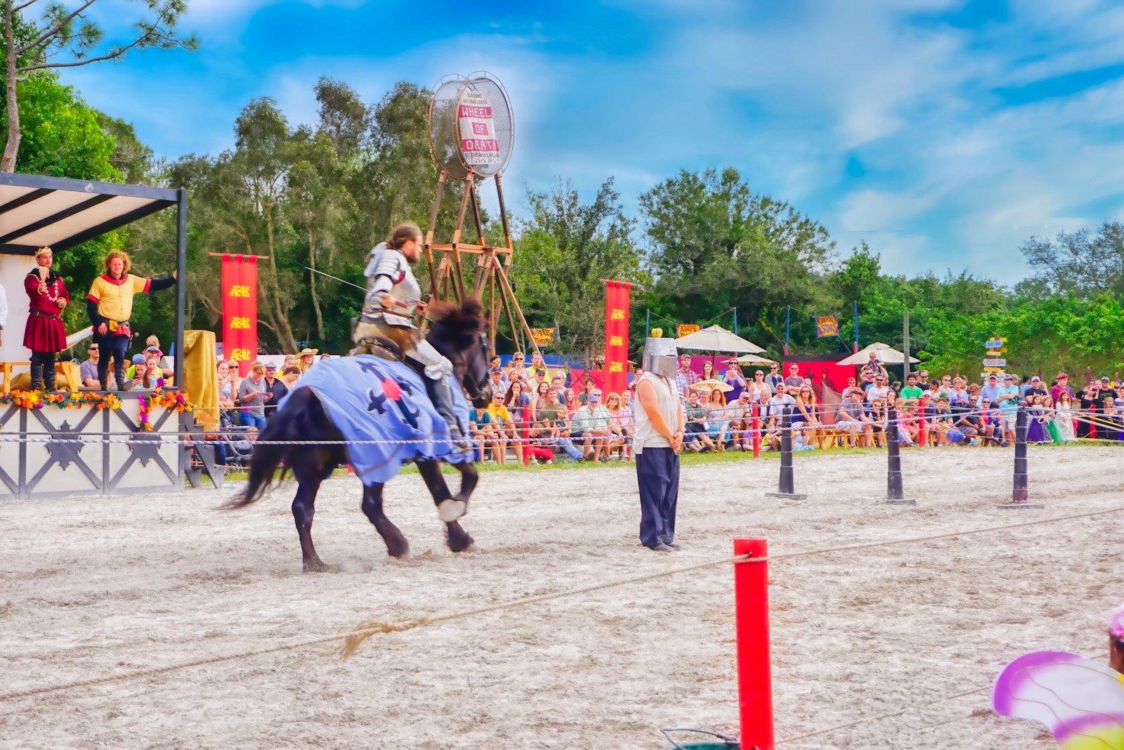 Jousting & other horse-involved activities pack the stands at the Sarasota Medieval Fair