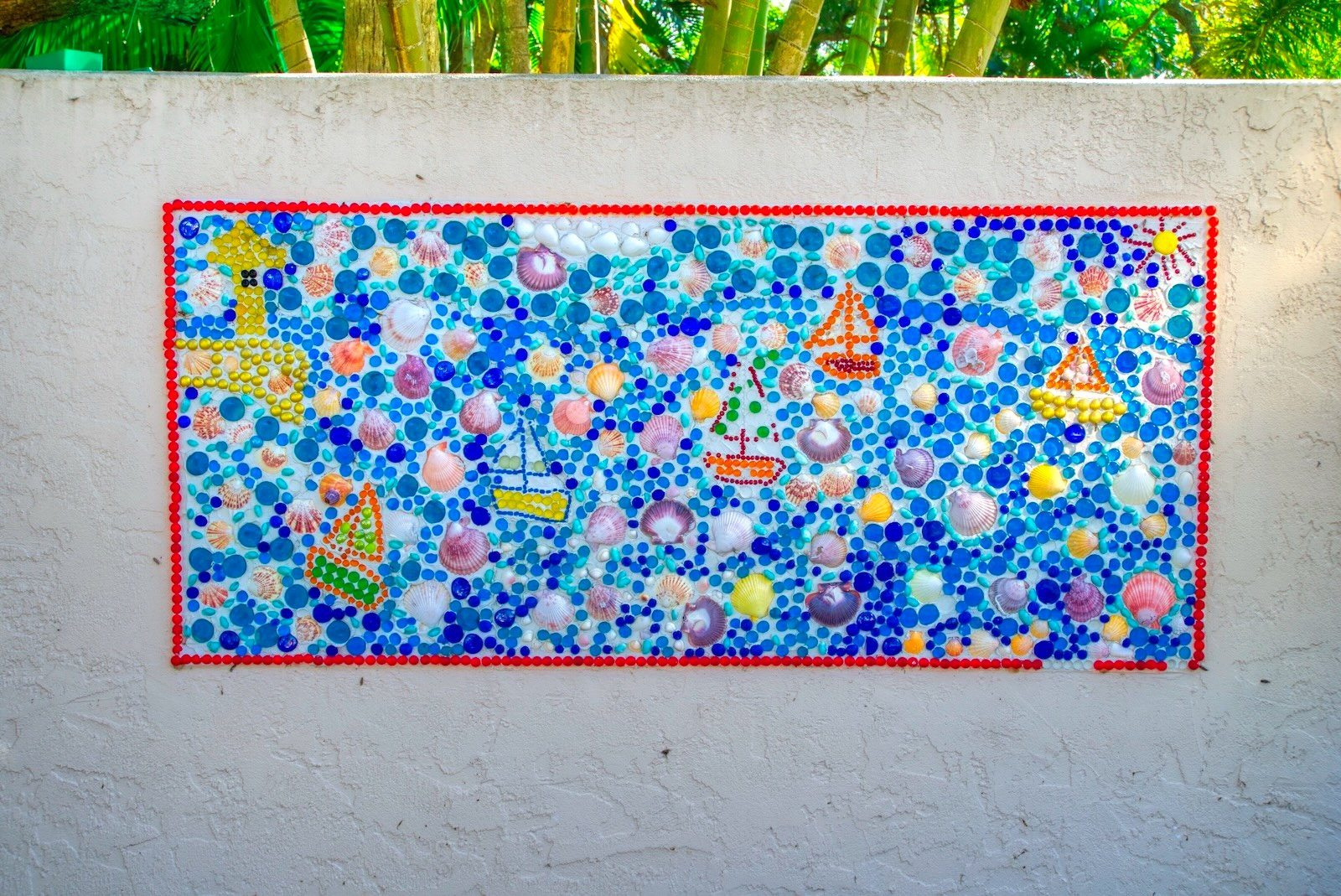 Shell & bead art mosaic on outside wall at Marietta Museum of Art & Whimsy Sarasota 3