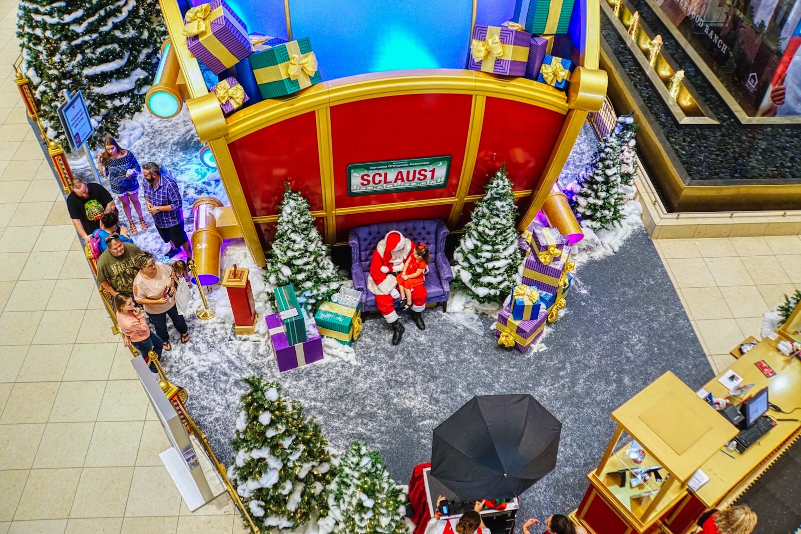 Santa Claus at UTC Christmas