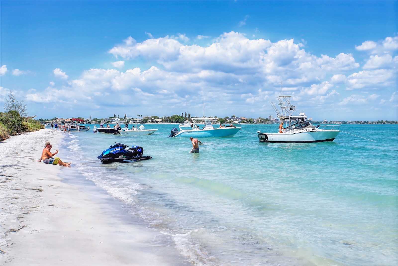 boats beach South Lido